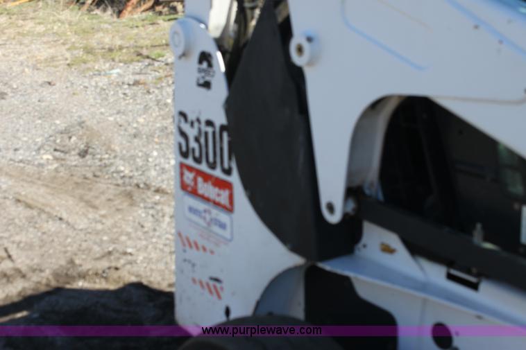 image for item G4203 2008 Bobcat S300 skid steer