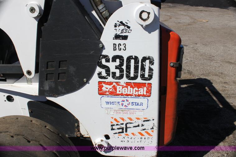 image for item G4203 2008 Bobcat S300 skid steer