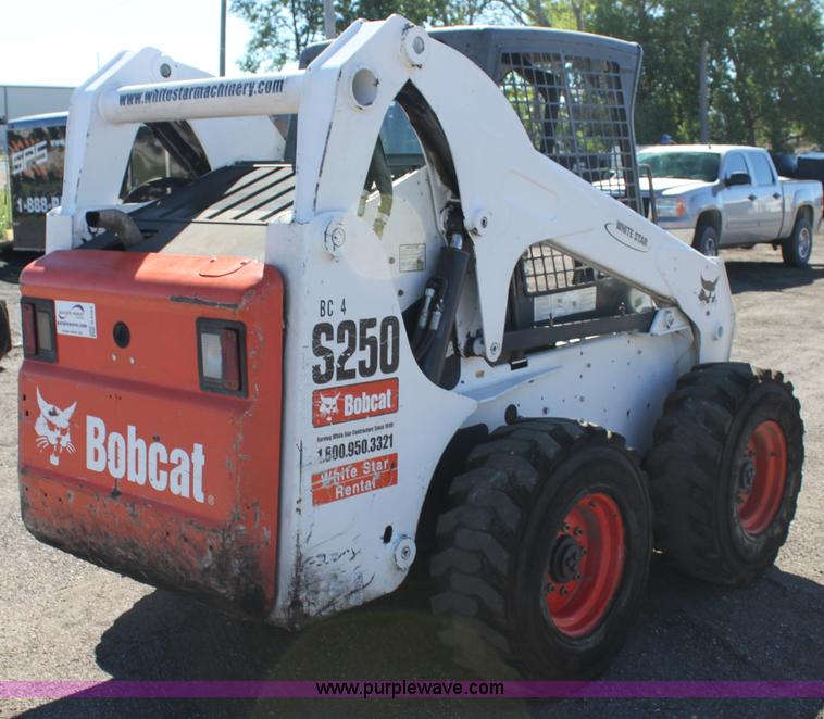 image for item G4204 2008 Bobcat S250 skid steer