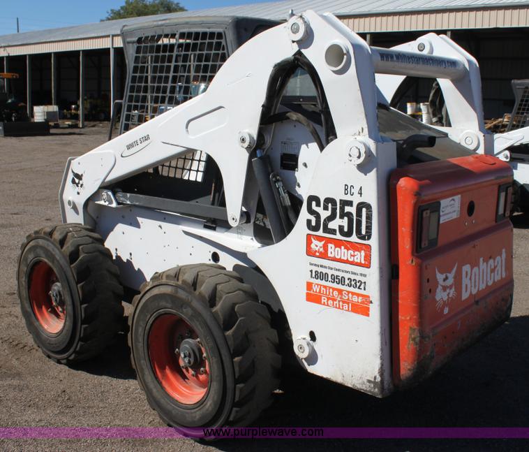 image for item G4204 2008 Bobcat S250 skid steer