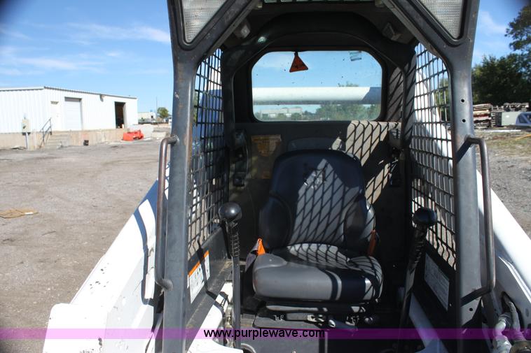 image for item G4204 2008 Bobcat S250 skid steer
