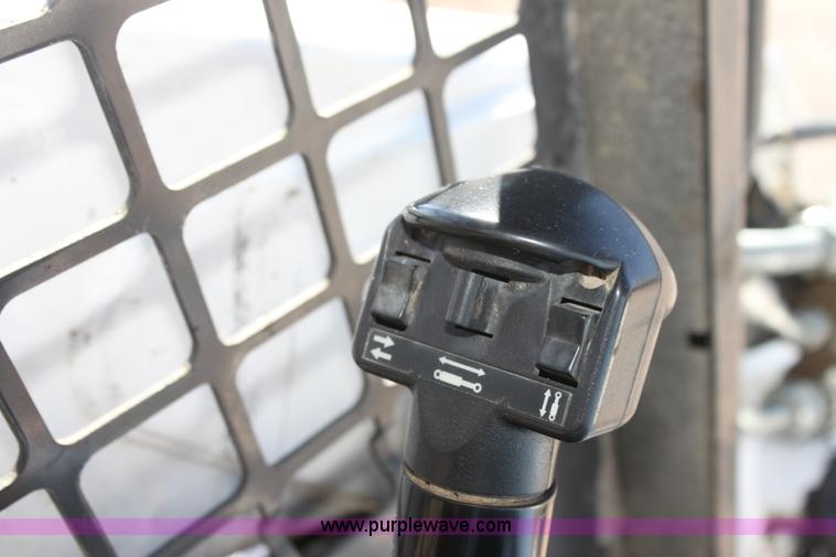 image for item G4204 2008 Bobcat S250 skid steer