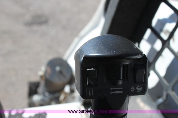 image for item G4204 2008 Bobcat S250 skid steer