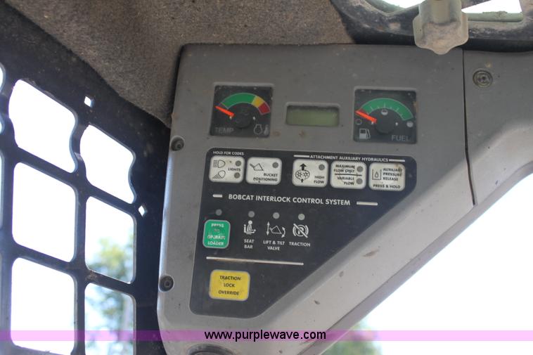 image for item G4204 2008 Bobcat S250 skid steer