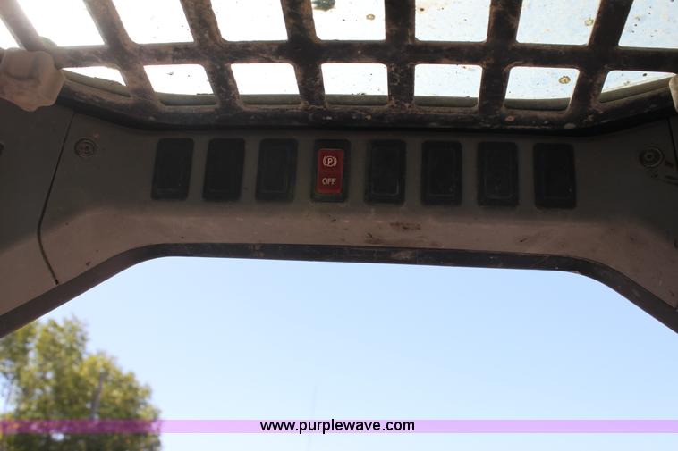 image for item G4204 2008 Bobcat S250 skid steer