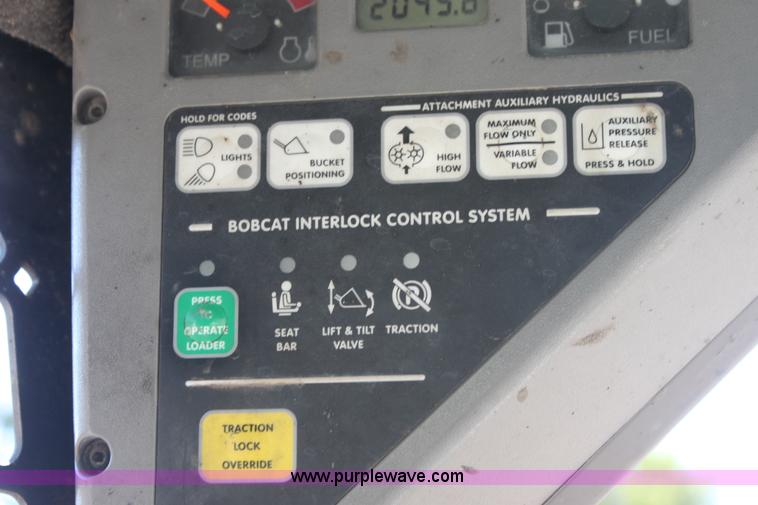 image for item G4204 2008 Bobcat S250 skid steer