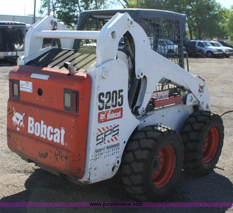 image for item G4205 2006 Bobcat S205 skid steer