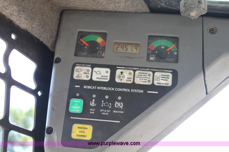 image for item G4205 2006 Bobcat S205 skid steer