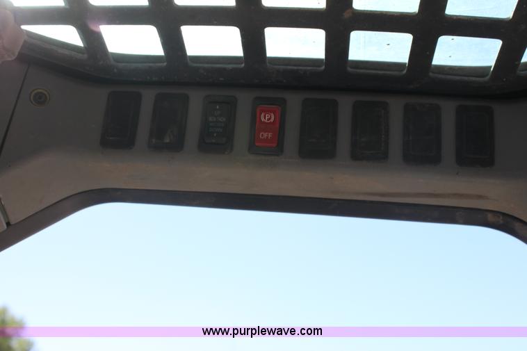 image for item G4205 2006 Bobcat S205 skid steer