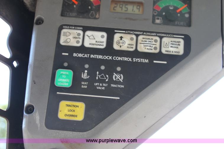 image for item G4205 2006 Bobcat S205 skid steer