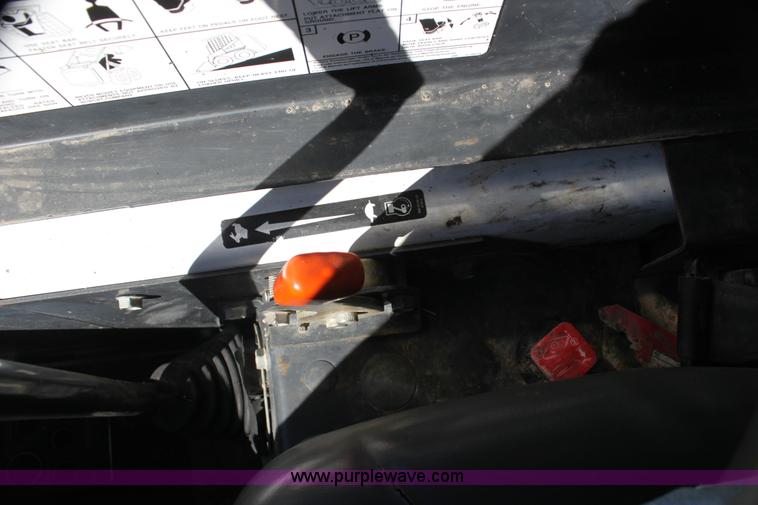 image for item G4205 2006 Bobcat S205 skid steer