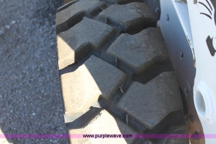 image for item G4205 2006 Bobcat S205 skid steer
