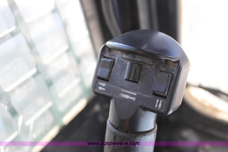 image for item G4206 2007 Bobcat S300 skid steer