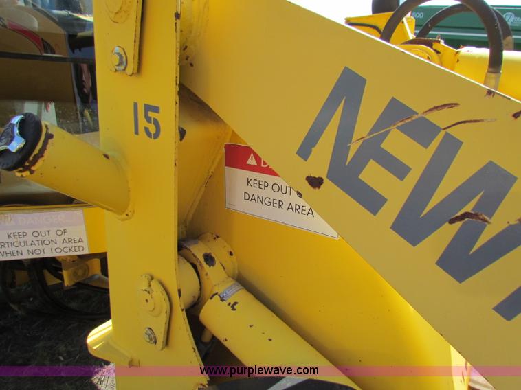 image for item G4225 New Holland LW80B wheel loader