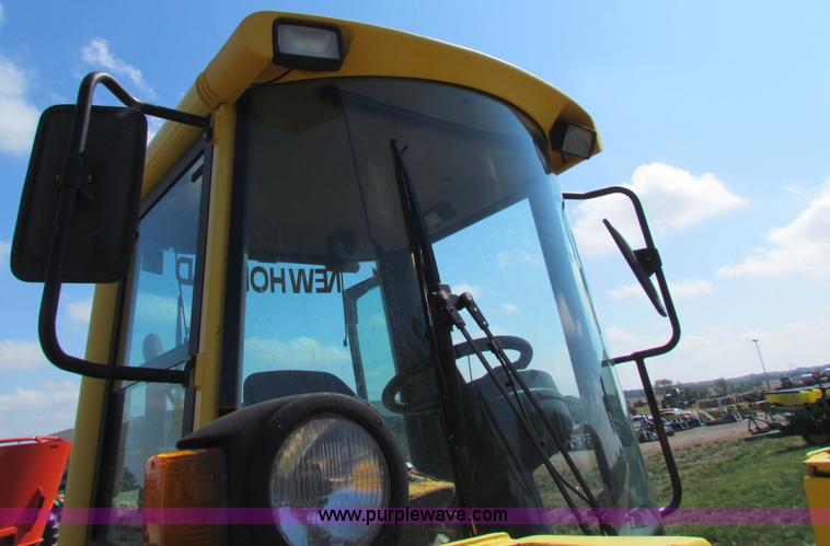 image for item G4225 New Holland LW80B wheel loader
