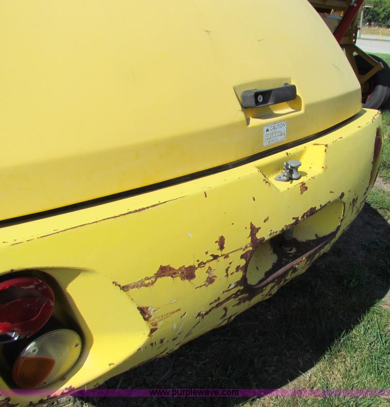 image for item G4225 New Holland LW80B wheel loader