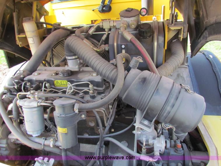 image for item G4225 New Holland LW80B wheel loader