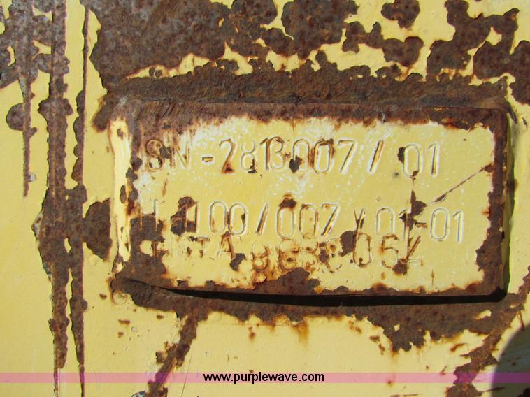 image for item G4225 New Holland LW80B wheel loader