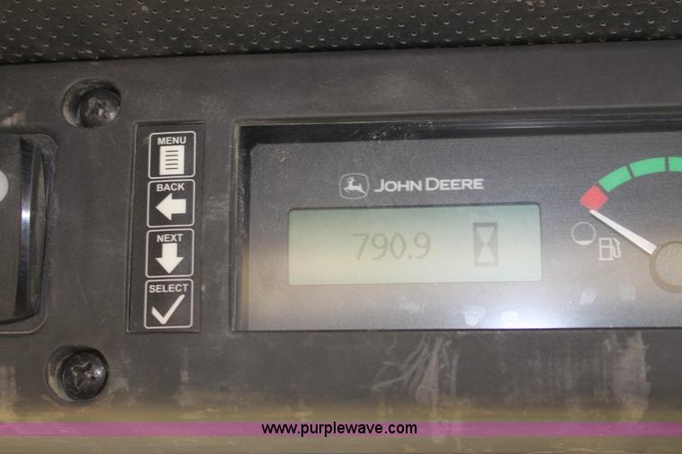 image for item G4226 John Deere 325 skid steer
