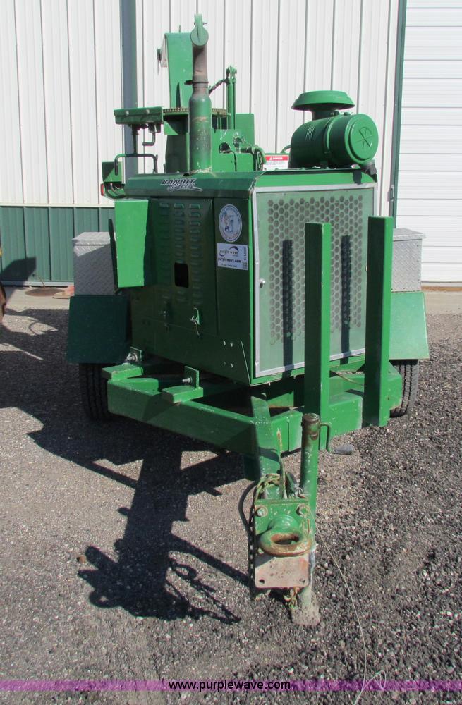 image for item G4258 Bandit 250 mobile chipper shredder