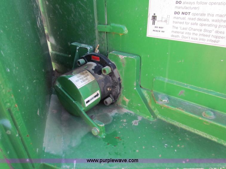 image for item G4258 Bandit 250 mobile chipper shredder