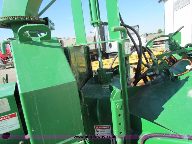 image for item G4258 Bandit 250 mobile chipper shredder