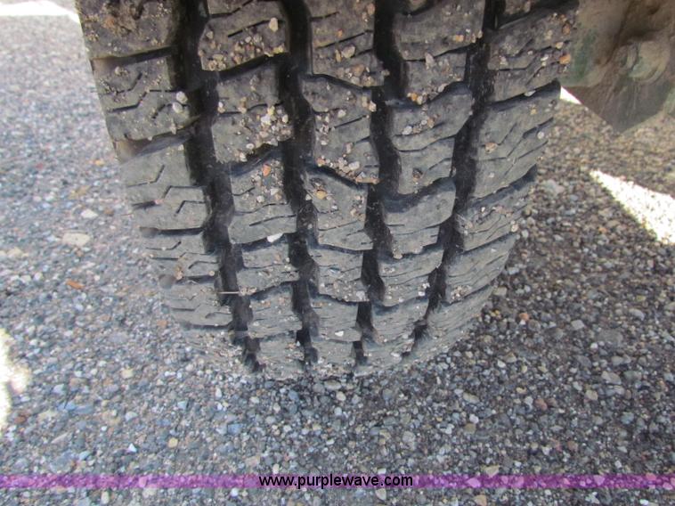 image for item G4258 Bandit 250 mobile chipper shredder