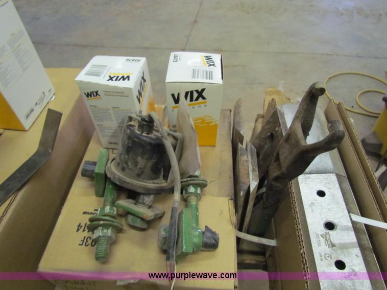 image for item G4258 Bandit 250 mobile chipper shredder