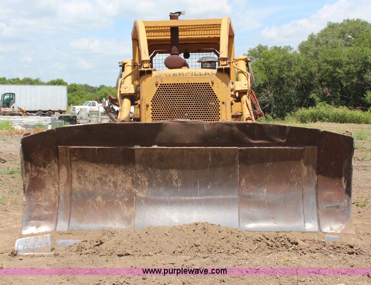 image for item G5305 1977 Caterpillar D8K dozer