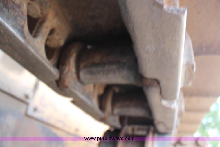 image for item G5305 1977 Caterpillar D8K dozer