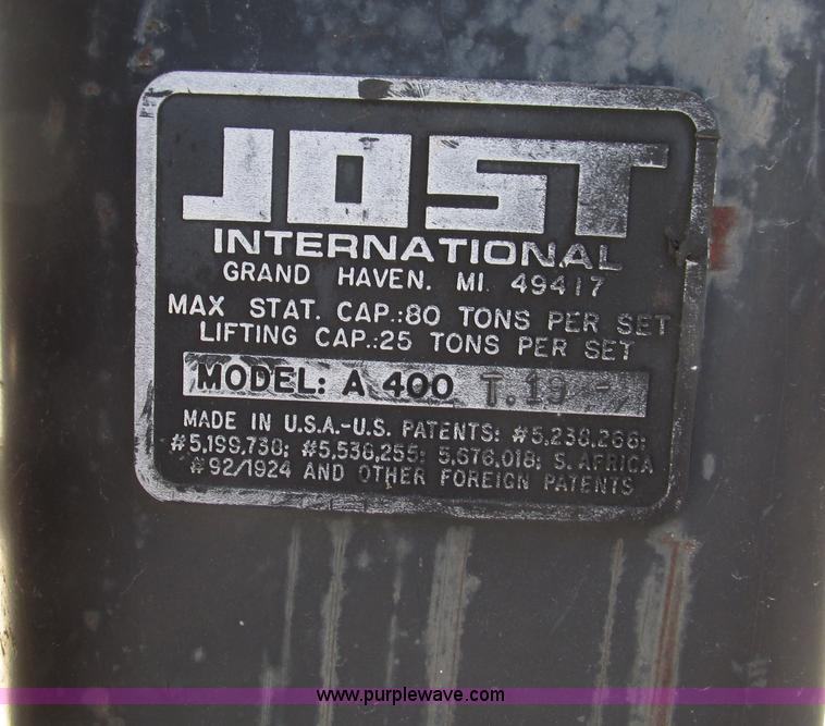 image for item G9430 Barber Greene dual hopper mixer with conveyor