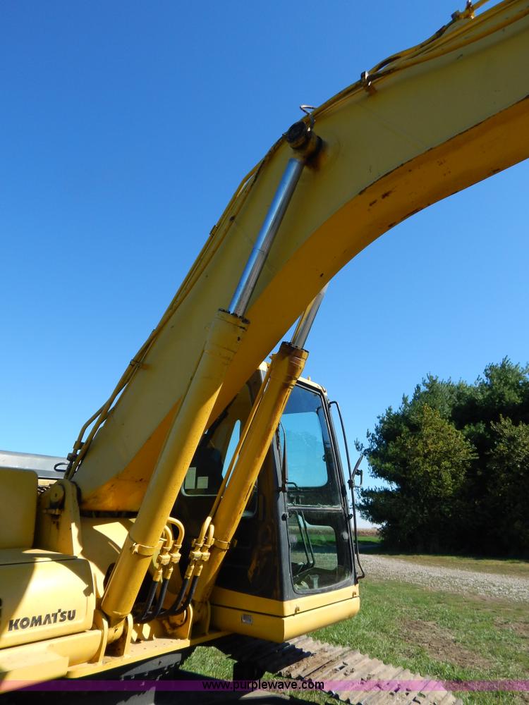 image for item H4000 1998 Komatsu PC200LC-6 excavator