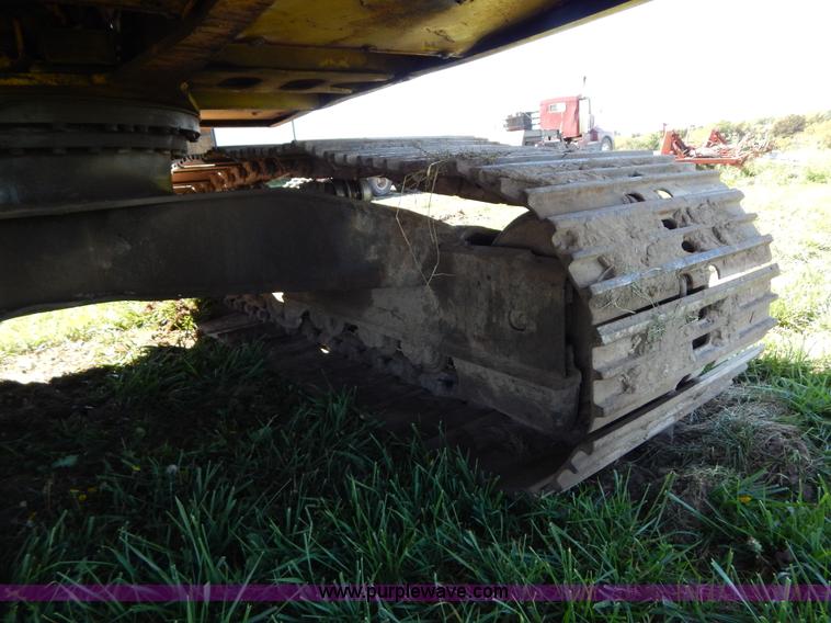 image for item H4000 1998 Komatsu PC200LC-6 excavator