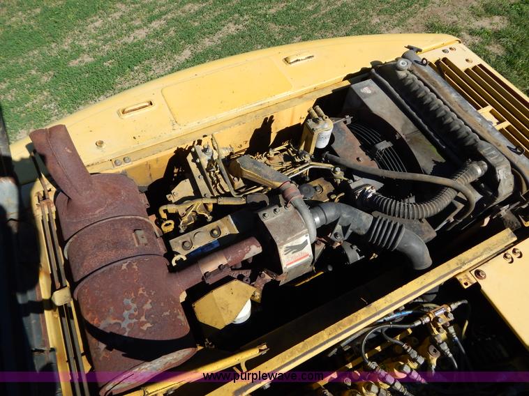 image for item H4000 1998 Komatsu PC200LC-6 excavator