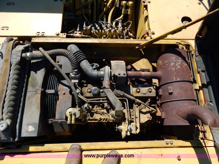 image for item H4000 1998 Komatsu PC200LC-6 excavator