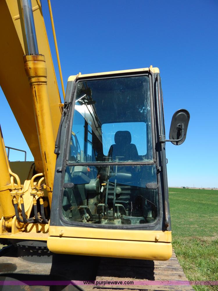 image for item H4000 1998 Komatsu PC200LC-6 excavator