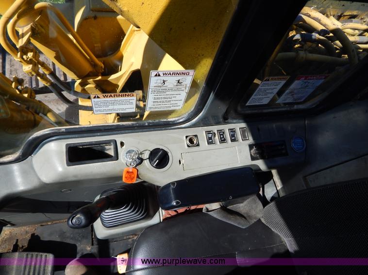 image for item H4000 1998 Komatsu PC200LC-6 excavator