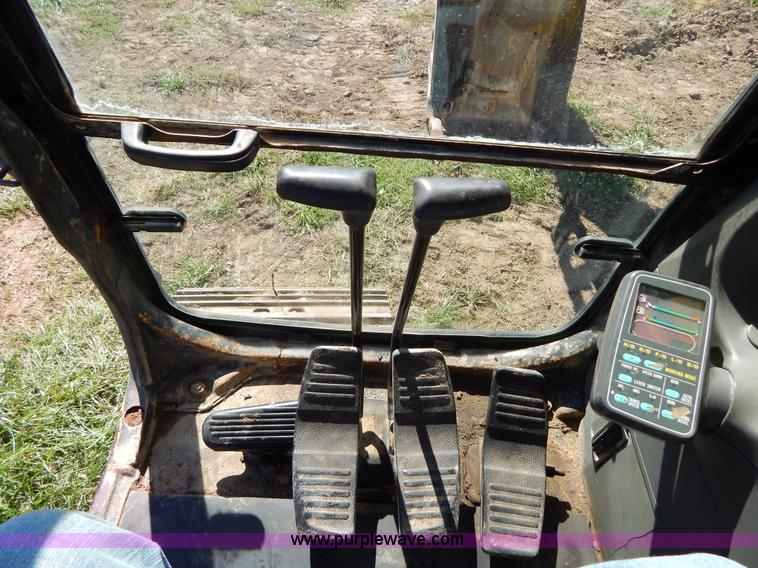 image for item H4000 1998 Komatsu PC200LC-6 excavator
