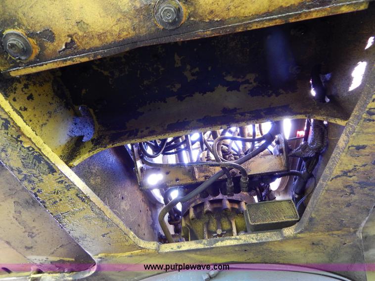 image for item H4000 1998 Komatsu PC200LC-6 excavator