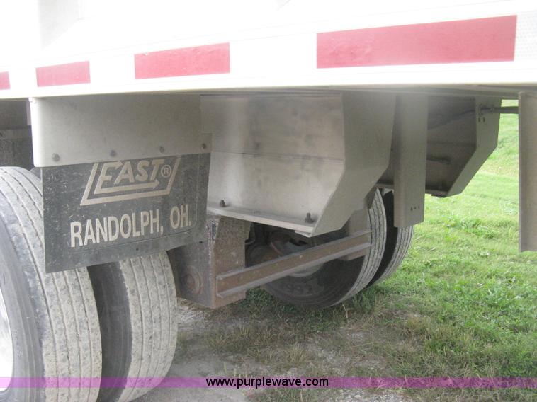 image for item H6310 1997 East end dump trailer