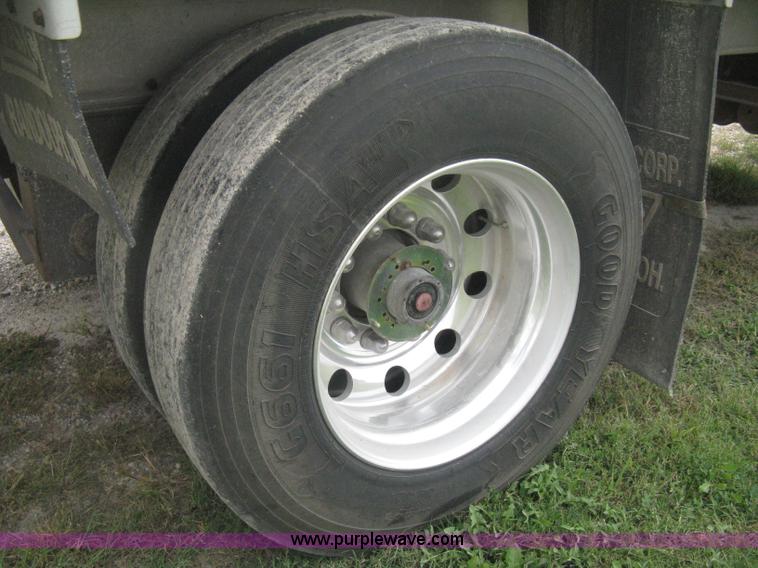 image for item H6310 1997 East end dump trailer