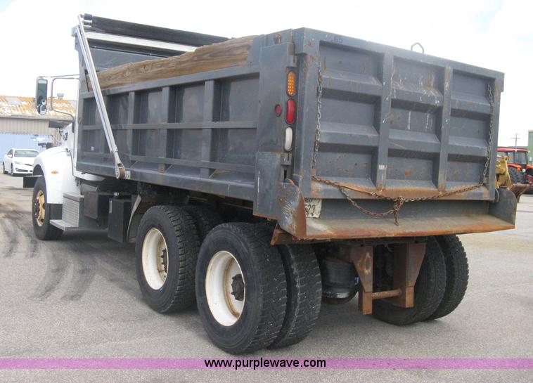 image for item H6334 2008 Peterbilt 340 dump truck