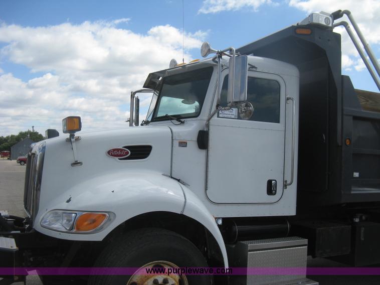 image for item H6334 2008 Peterbilt 340 dump truck