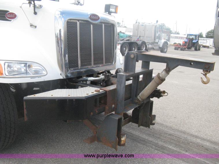 image for item H6334 2008 Peterbilt 340 dump truck