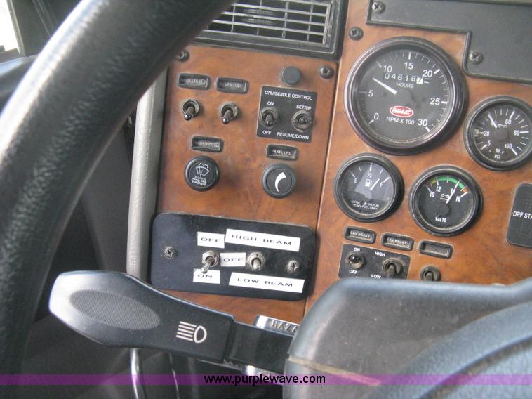 image for item H6334 2008 Peterbilt 340 dump truck