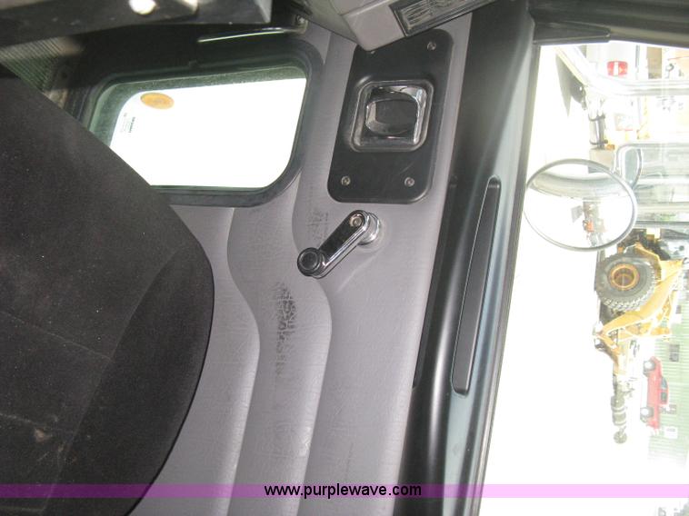 image for item H6334 2008 Peterbilt 340 dump truck