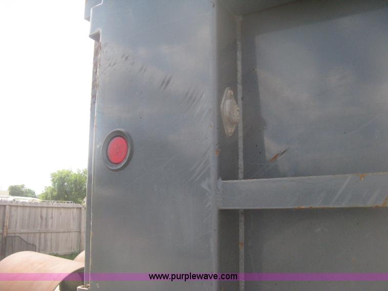 image for item H6334 2008 Peterbilt 340 dump truck