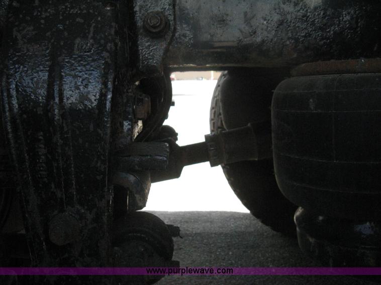 image for item H6334 2008 Peterbilt 340 dump truck