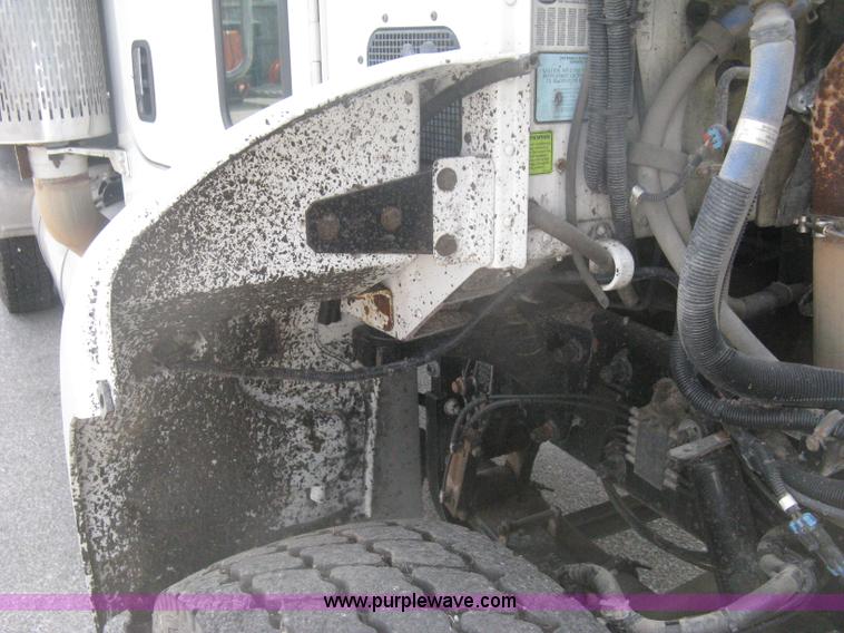 image for item H6334 2008 Peterbilt 340 dump truck