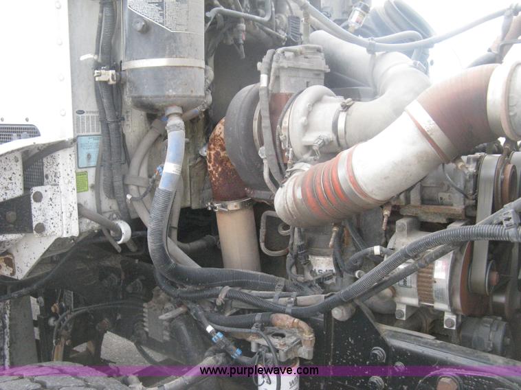 image for item H6334 2008 Peterbilt 340 dump truck